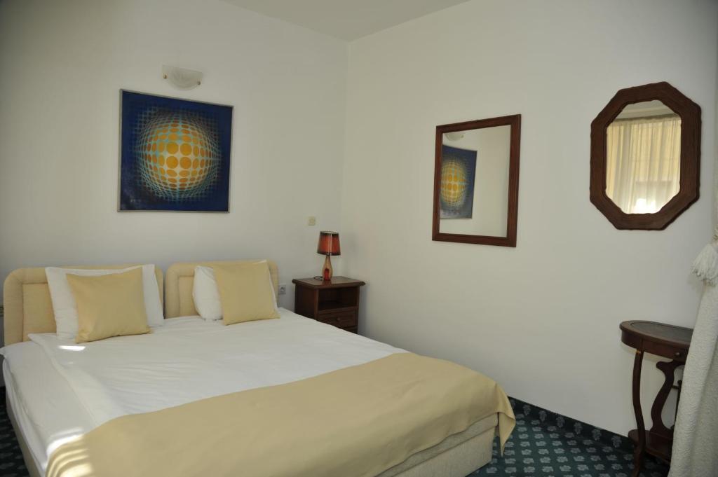 Hotel Residence Inn سكوبجي الغرفة الصورة
