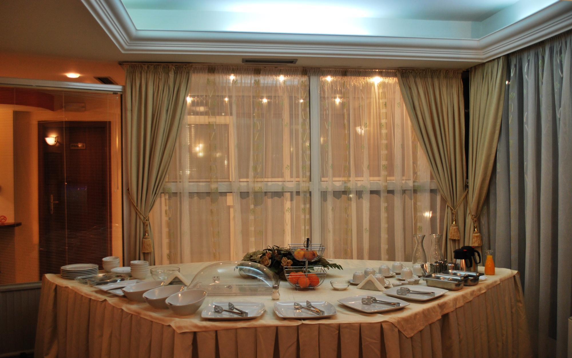 Hotel Residence Inn سكوبجي المظهر الخارجي الصورة