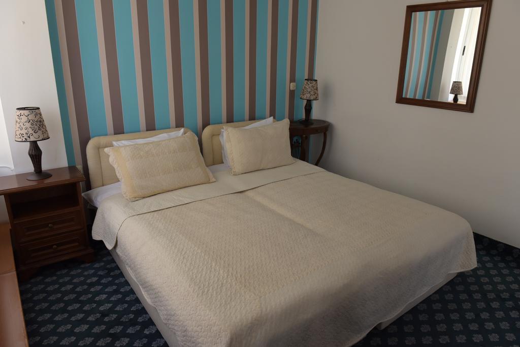 Hotel Residence Inn سكوبجي المظهر الخارجي الصورة