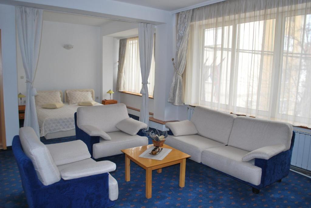 Hotel Residence Inn سكوبجي المظهر الخارجي الصورة