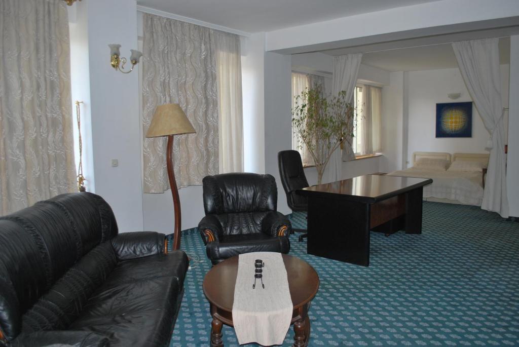 Hotel Residence Inn سكوبجي الغرفة الصورة