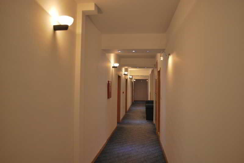 Hotel Residence Inn سكوبجي المظهر الخارجي الصورة